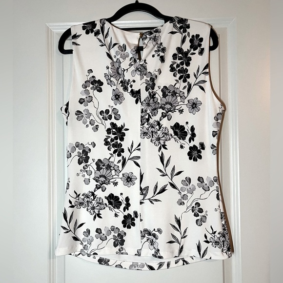 Calvin Klein | Petite Pleat Neck Top in Black/White Size Medium - Picture 6 of 8